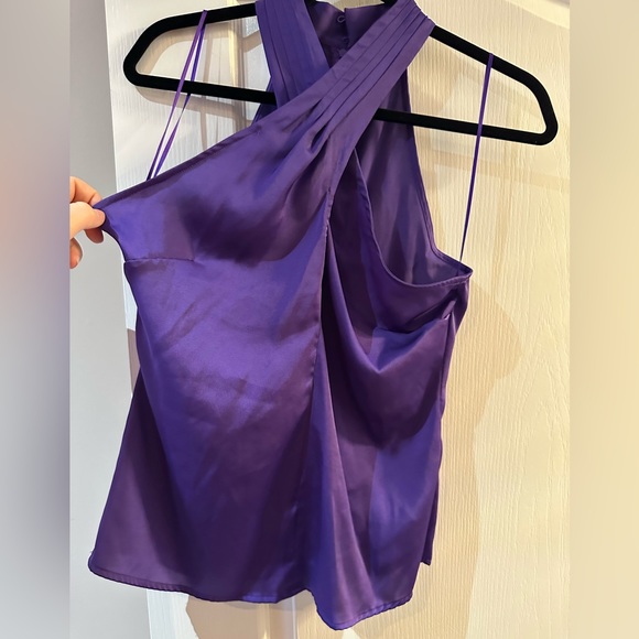 Guess purple satin halter top size M - Picture 2 of 7
